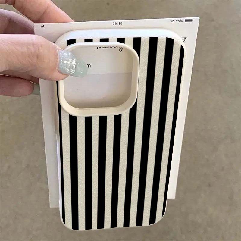 Colorful Striped Minimalist IN - Phone Cases Protective recensie en prijs